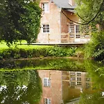 بيت للعطل La Maison De L'etang *