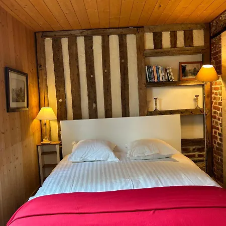 La Maison De L'etang 펜션 *
