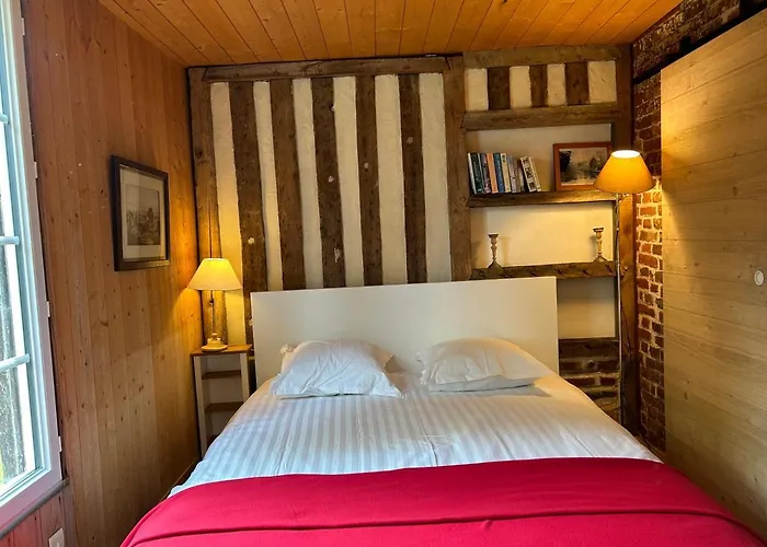 La Maison De L'etang Holiday home *