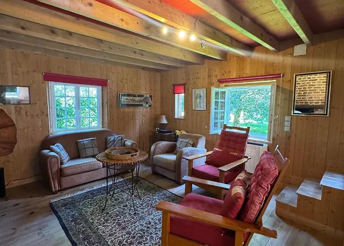 La Maison De L'etang Holiday home Manerbe