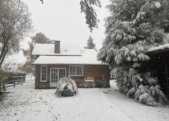 Holiday home La Maison De L'etang Manerbe